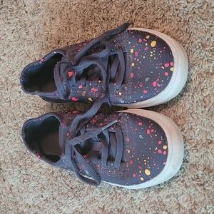 Under Armour shoes size 1Y